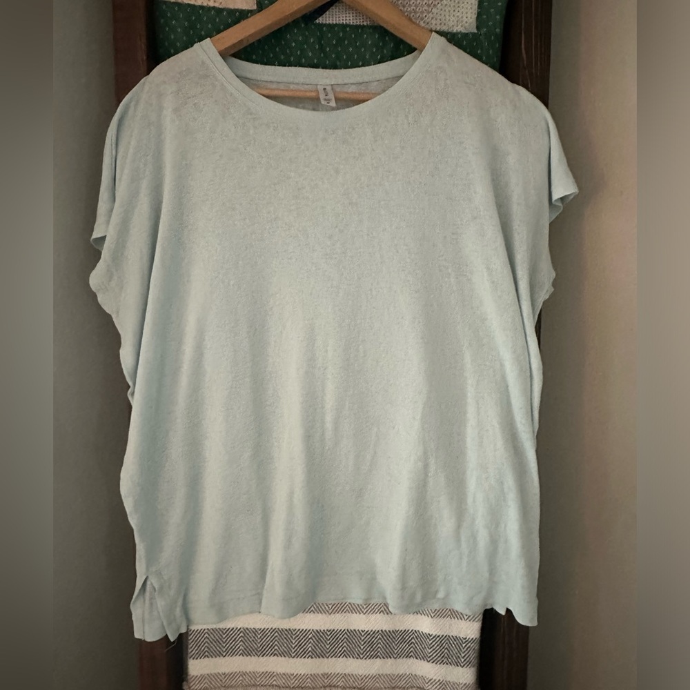 ATHLETA T Shirt NWOT Light Blue Size Medium M